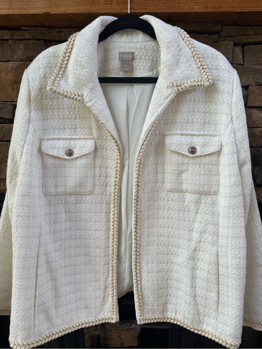 Chico's Cream Gold Braided Trim Bouclé Textured metallic trim jacket size 4